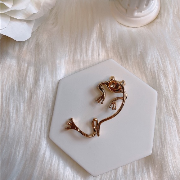 Large Frog Ear Cuff Earring new - Picture 2 of 2